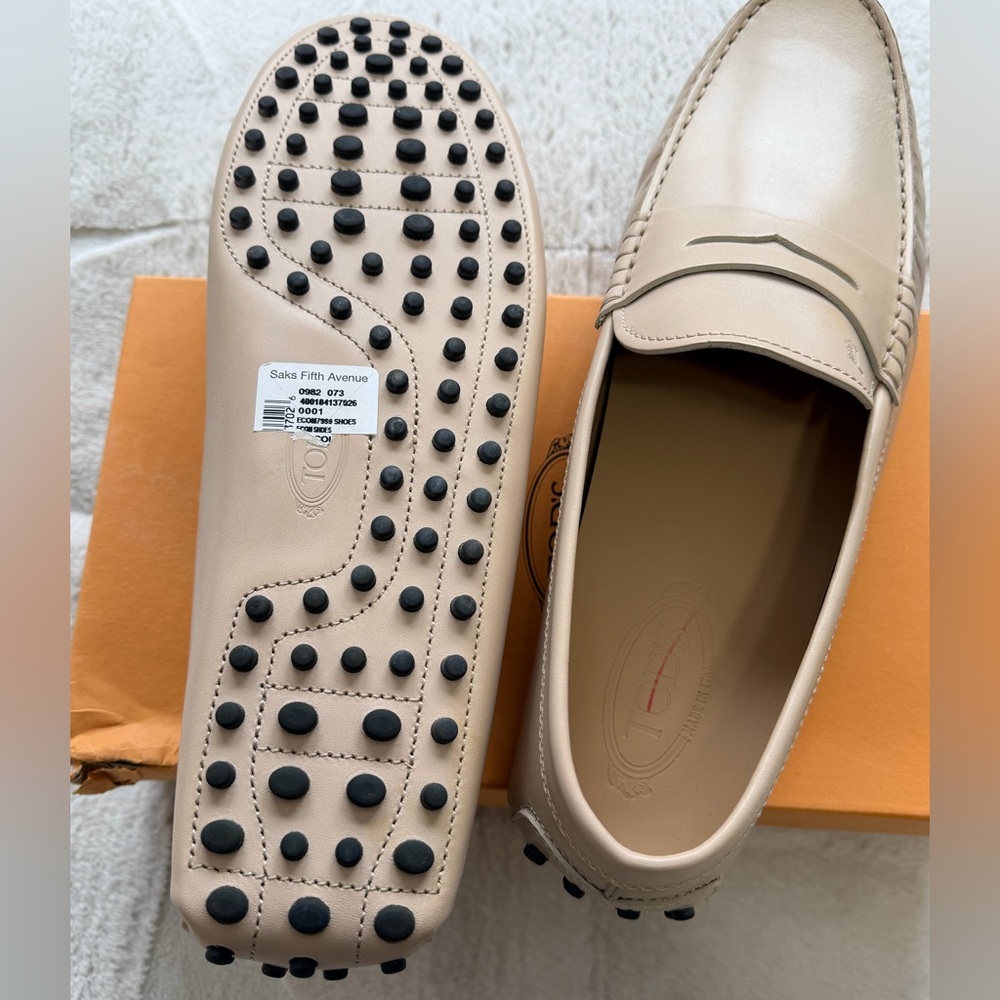 Tod's Beige Leather Loafers